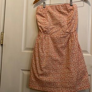 Brand: (Mudd) strapless summer dress. Color: flowery white and orange. Size: S